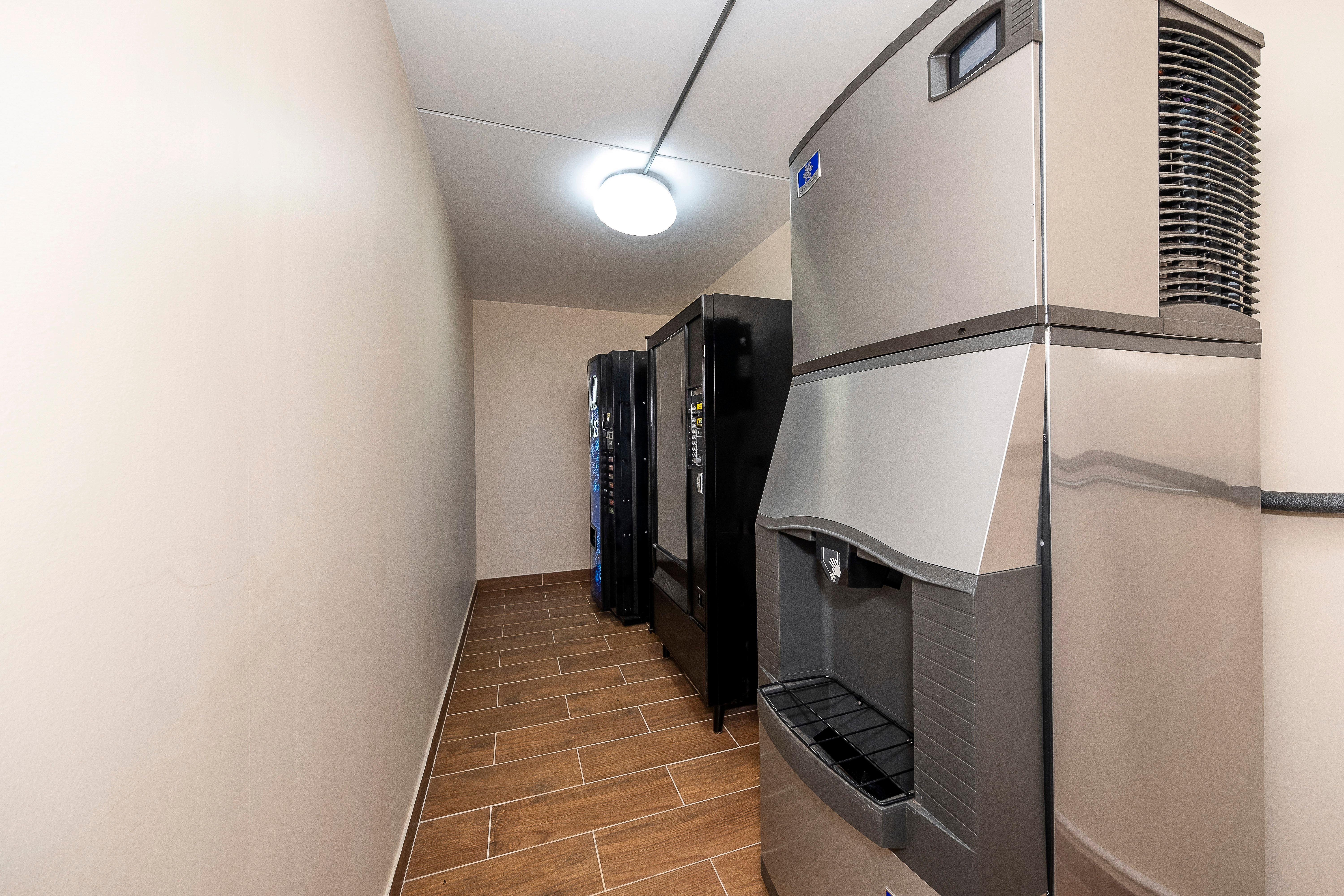 Red Roof Inn Plus+ Huntsville - מדיסון מראה חיצוני תמונה